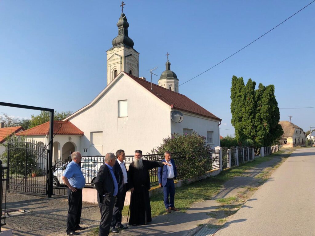 Др Милета Радојевић посетио Епархију славонску