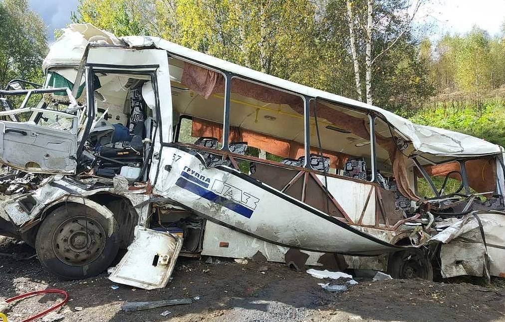 Святейший Патриарх Кирилл молится о упокоении погибших в результате аварии в Ярославской области