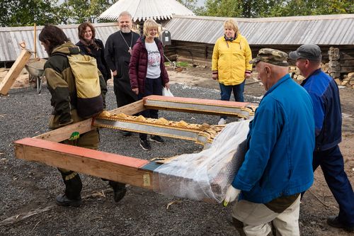 В церковь Преображения Господня на острове Кижи вернулась иконостасная рама