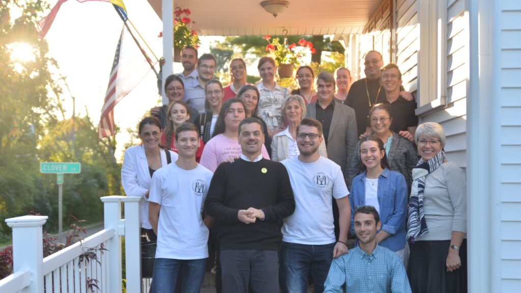 Părintele Sorin Mihalache la New York despre trei mari pericole pentru suflet: plăcerea, averea și puterea