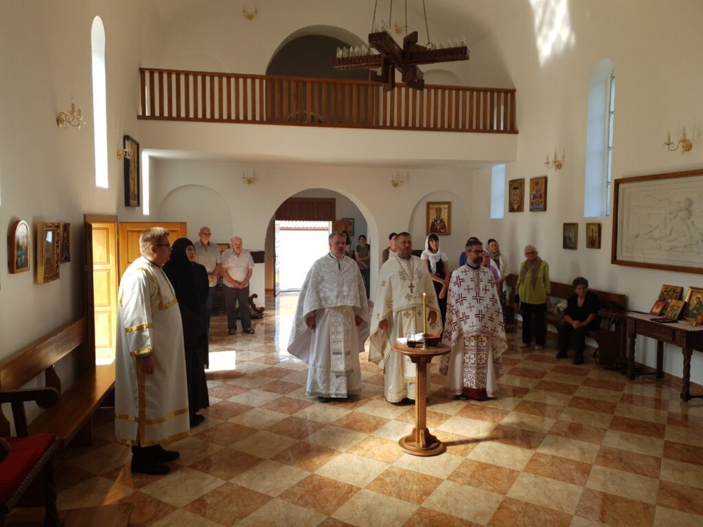 Oтпочели дани Светих новомученика јасеновачких