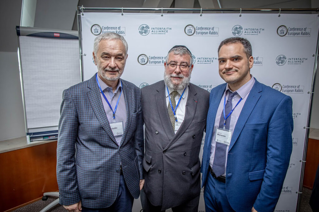 Представитель ОВЦС принял участие в межрелигиозной конференции «Ненависть в нашем мире, ненависть в нашем городе»