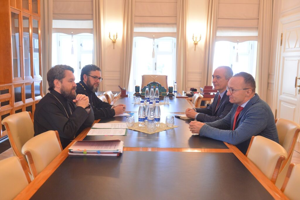 Председатель ОВЦС встретился с руководителем московского Представительства Фонда Конрада Аденауэра