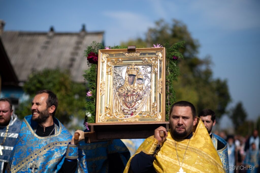 В Туровской епархии начались торжества в честь Юровичской иконы Божией Матери