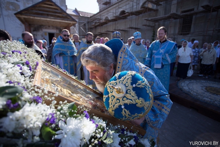 В Туровской епархии завершились торжества в честь Юровичской иконы Божией Матери
