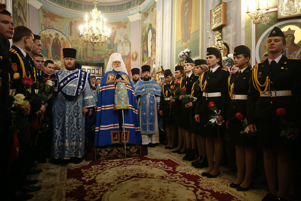 В праздник Рождества Пресвятой Богородицы Патриарший экзарх всея Беларуси совершил Литургию в Гродненском Рождество-Богородичном женском монастыре