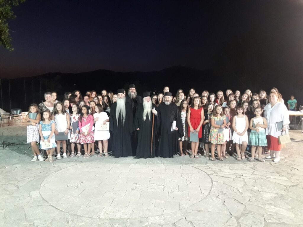 «Μοσχοβόλησε» Χριστό και Ελλάδα στα Καλάβρυτα