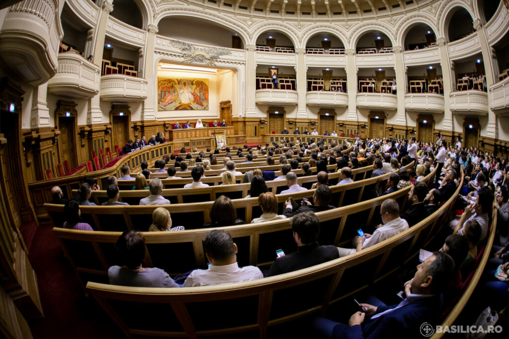 Profesorii de Religie îndemnați de Patriarh să nu diminueze conștiința lor misionară de a forma buni creştini