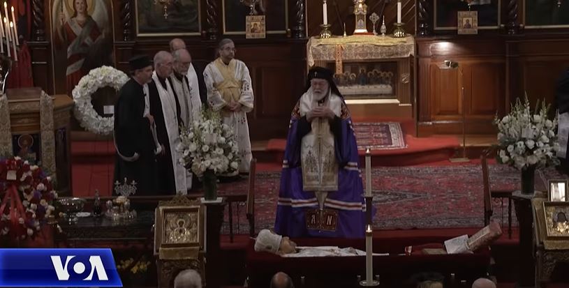 Në Boston u zhvillua të mërkurën një ceremoni lutjesh për kryepeshkopin Nikon të Bostonit, i cili u nda nga jeta të dielën në moshën 74-vjeçare