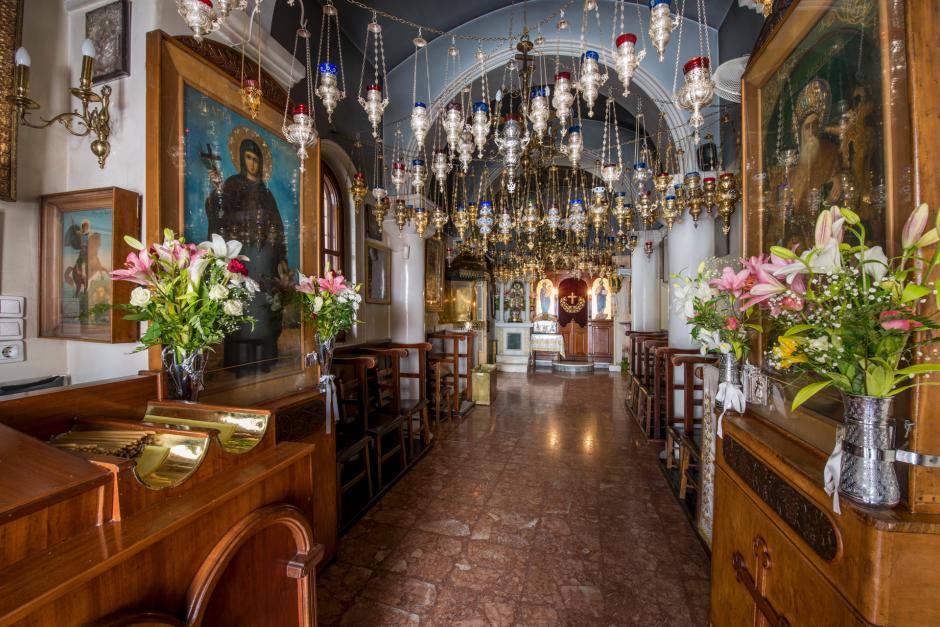 Ο Όρθρος του Αγίου Νεκταρίου Αιγίνης (βίντεο)