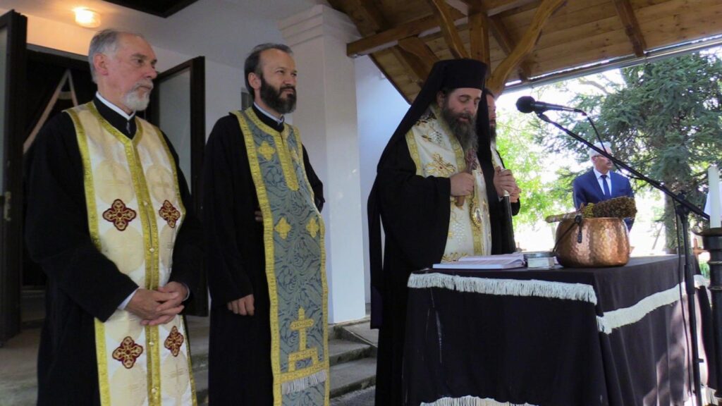 Binecuvântare la cimitirul românesc din Aletea, Ungaria