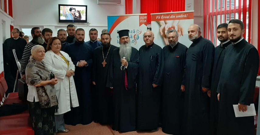 Preoții din Arhiepiscopia Tomisului au donat sânge pentru semenii lor