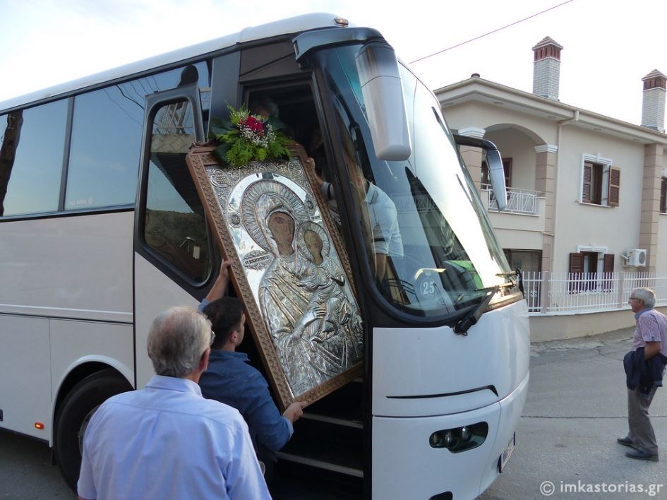 Η ΦΩΤΟΓΡΑΦΙΑ ΤΗΣ ΗΜΕΡΑΣ: “Ήλθε η Παναγία”