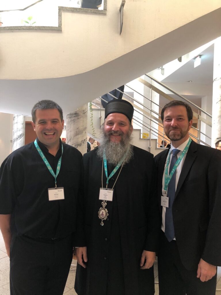 Научни скуп у Минхену: Црква у великим градовима