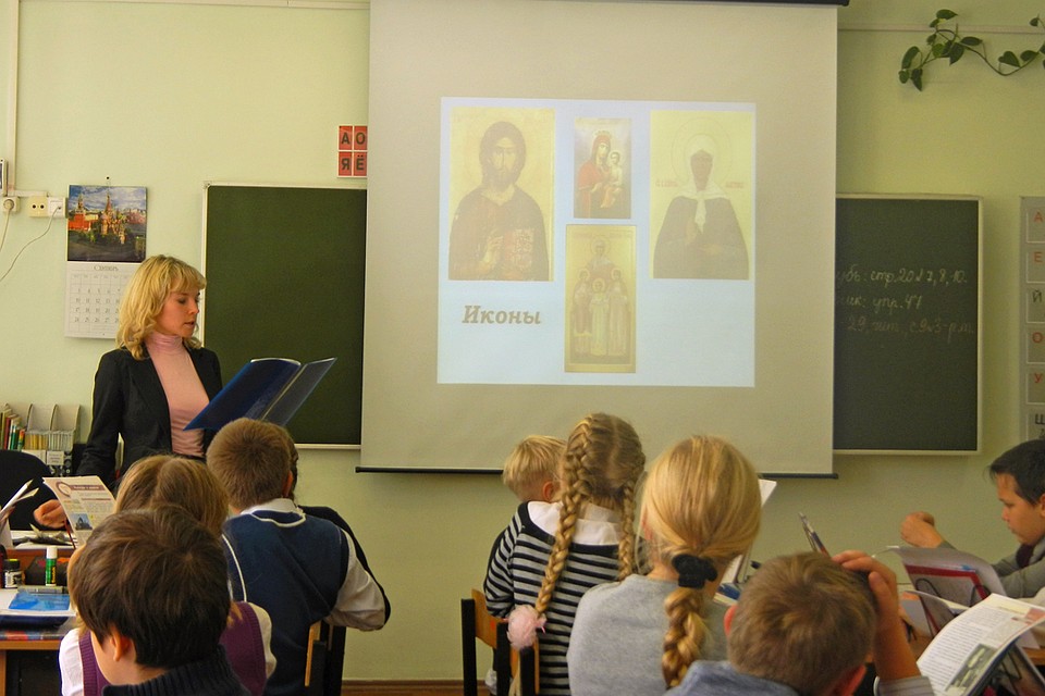 РПЦ призывает не удалять из школьной программы основы религиозных культур
