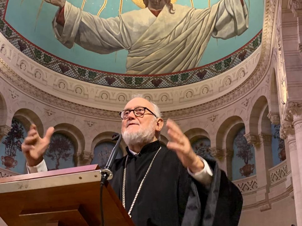 Small majority votes to join Moscow Patriarchate at Archdiocese of Western Europe General Assembly