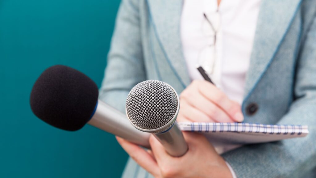 Patriarhul despre rolul jurnalistului: liant comunitar, imparţial şi independent, dar constructiv în spațiul public