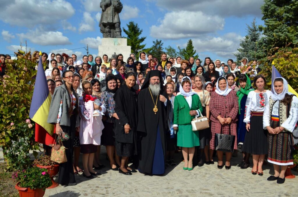 The presbytera is the guardian angel of the priest, bishop Ignatie says
