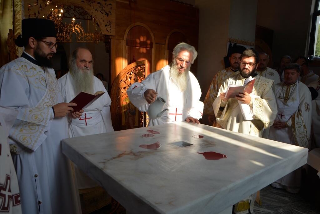 Архијереји Јован и Давид осветили храм у Бошњану