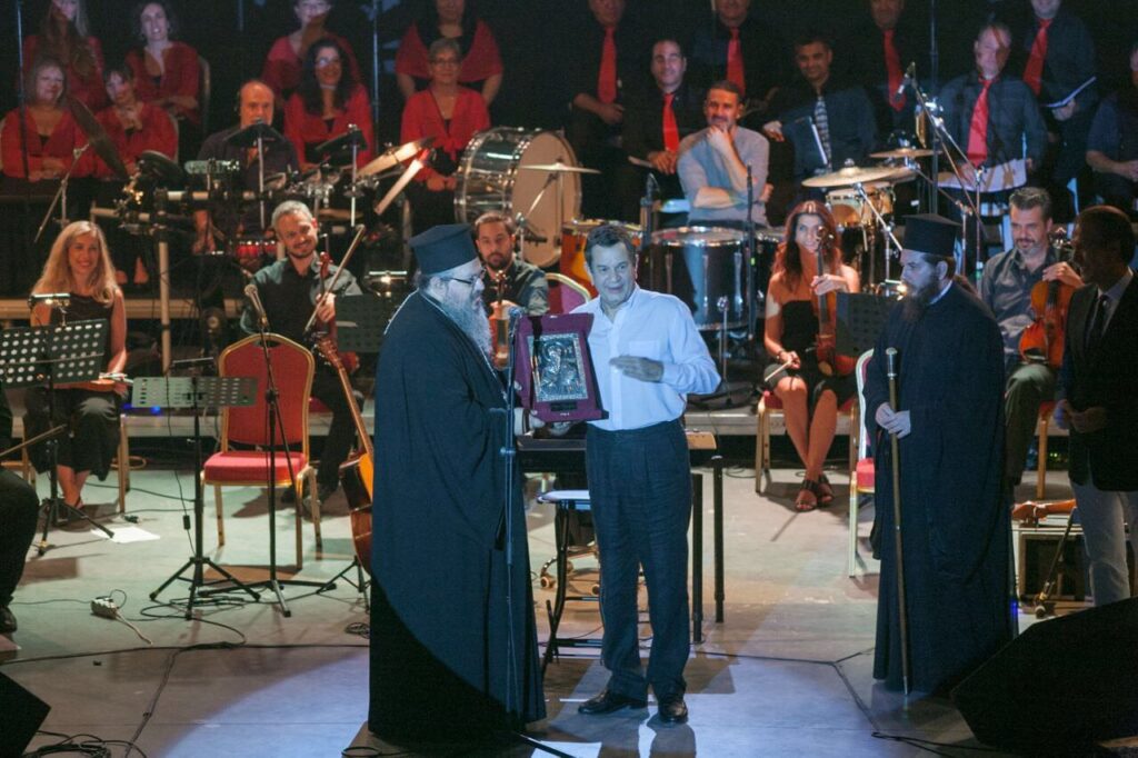 Φιλανθρωπική Συναυλία με τον Σταμάτη Σπανουδάκη στη Λάρισα