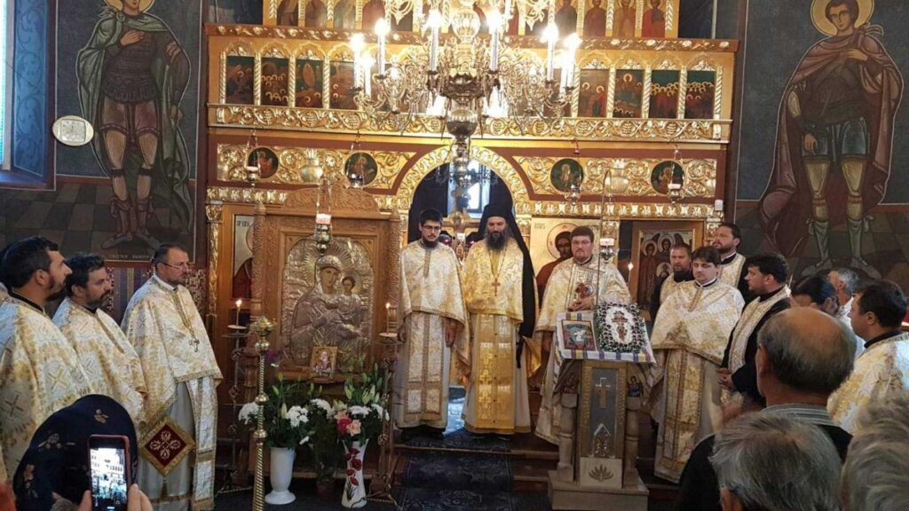 Un nou preot paroh pentru Parohia Parava