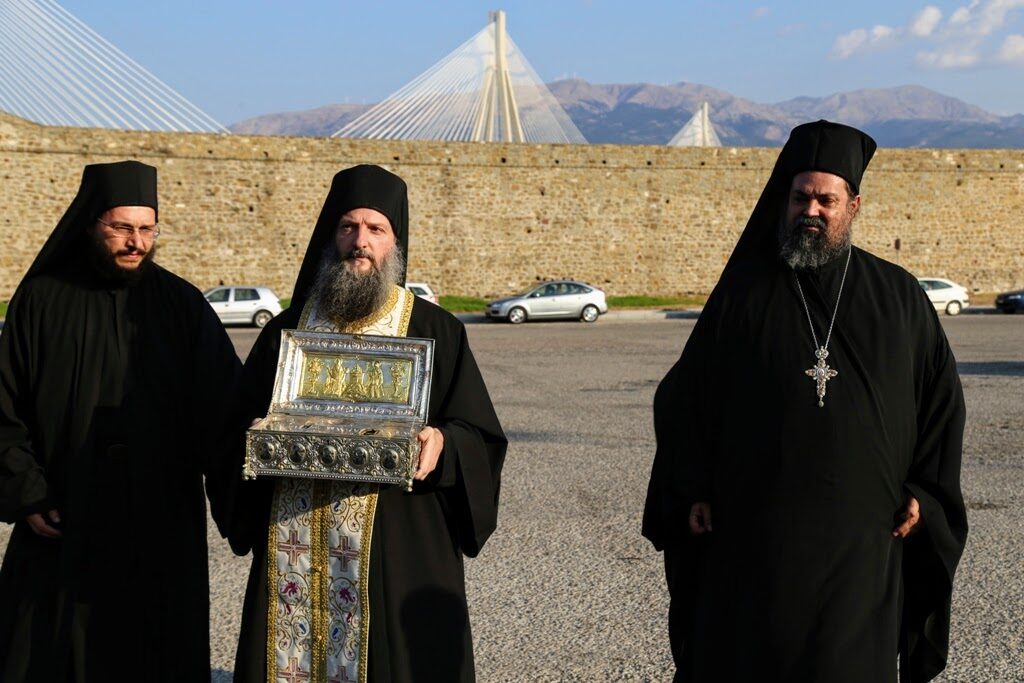 Έφθασαν στο Αντίρριο οι θησαυροί της Σιμωνόπετρας