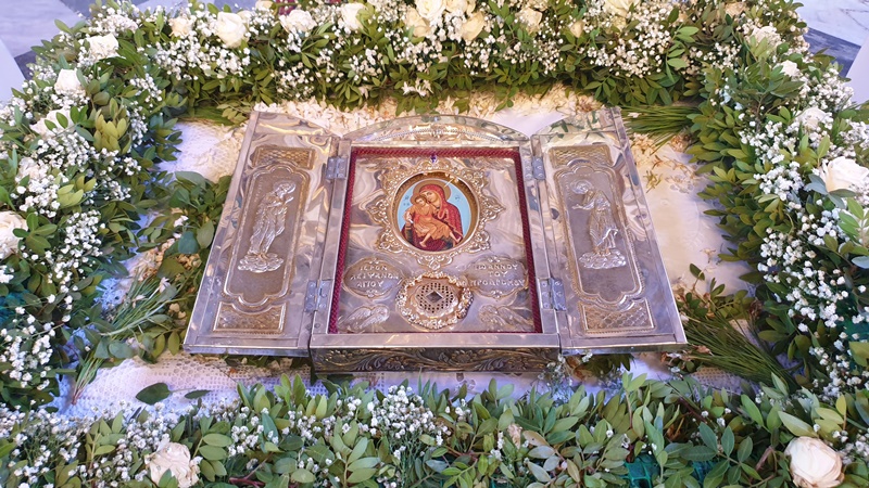 Η ευλόγηση της Χίου με τη μετακομιδή του λειψάνου του Αγίου Ιωάννου Προδρόμου