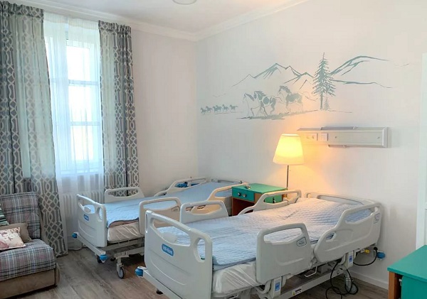 Ιερέας από την Αγία Πετρούπολη δημιούργησε κλινική για παιδιά