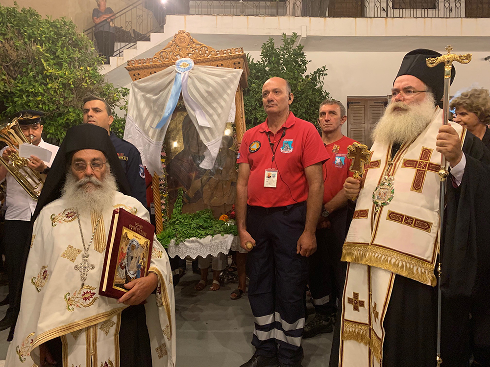 Τίμησαν και φέτος την Παναγία στις Λιθίνες οι πιστοί