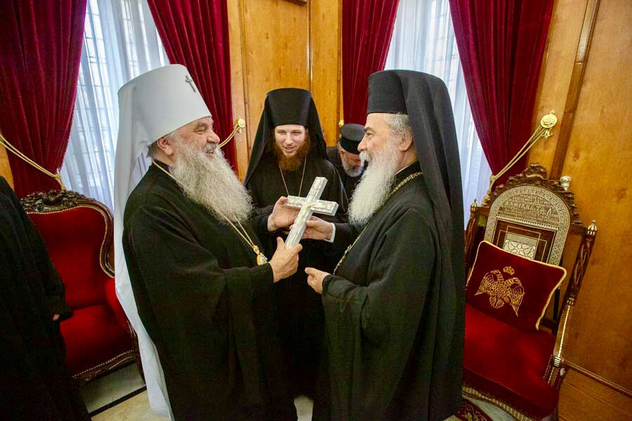 Ο Μητρ. Αγίας Πετρούπολης στα Ιεροσόλυμα