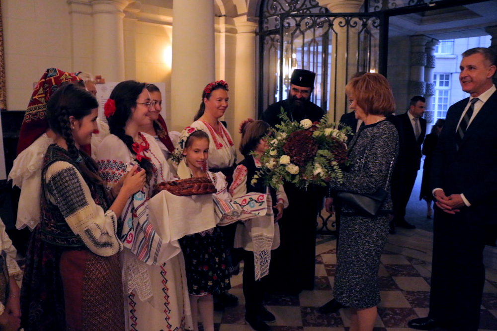 Deschiderea festivalului „Din dragoste pentru frumos” a avut loc în prezenţa Familiei Regale