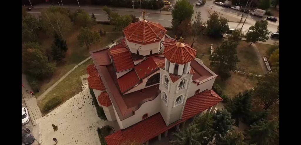 Тази неделя предаването „Домът на вярата” отваря вратите си за столичния храм „Въздвижение на св. Кръст Господен”