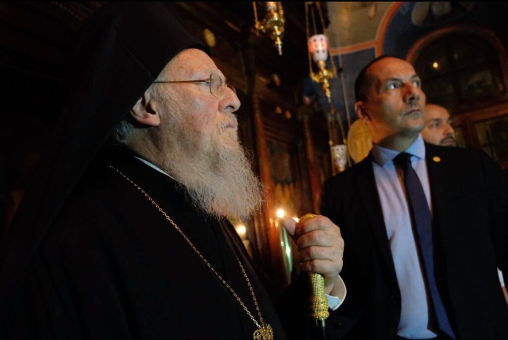 Вселенский патриарх встречается с братией обители Эсфигмену