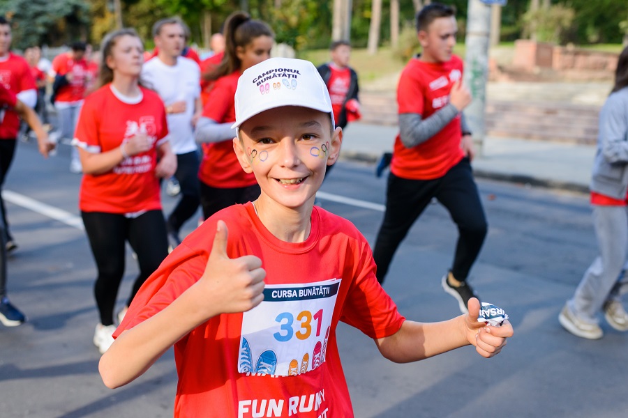 Cursa Bunătăţii în scop caritativ. Fondurile colectate redirecţionate pentru centrul social din Săseni