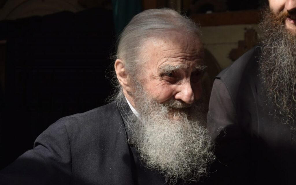 A trecut la Domnul Pr. Serafim, starețul care a descoperit Icoana Macii Domnului de la Nicula