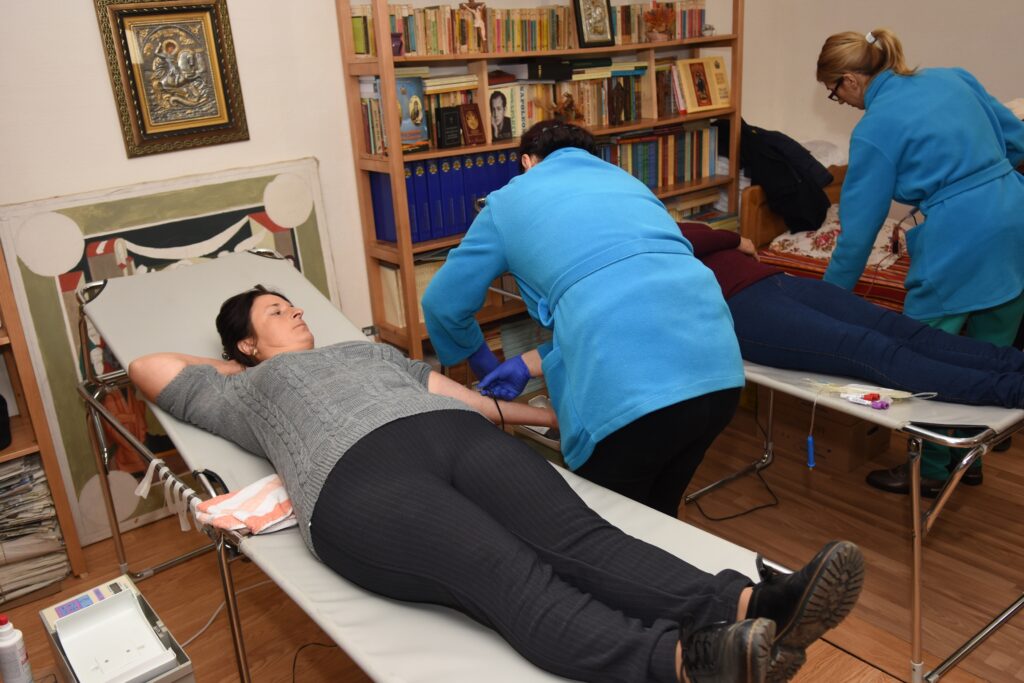 Donează! Gestul tău contează! O nouă acțiune în parohia buzoiană Nehoiu