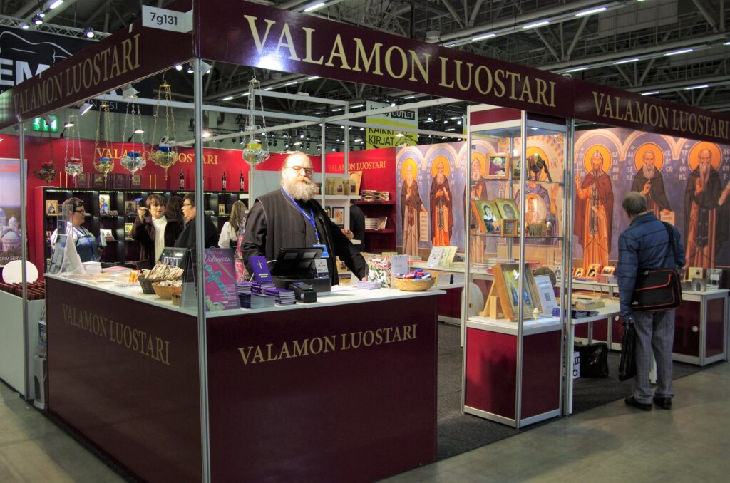 «Книги — это друзья, бесстрастные, но верные»