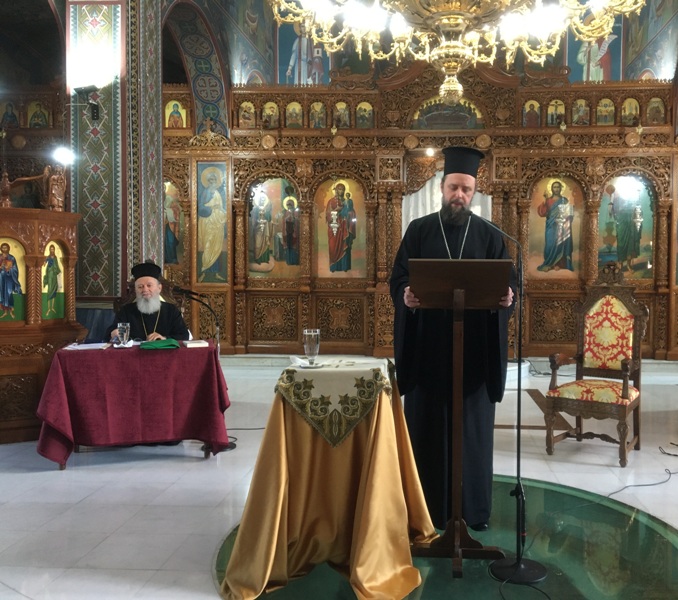 Ο νέος Επίσκοπος Ωρεών ενώπιον των ιερέων της Ι.Μ. Χαλκίδος