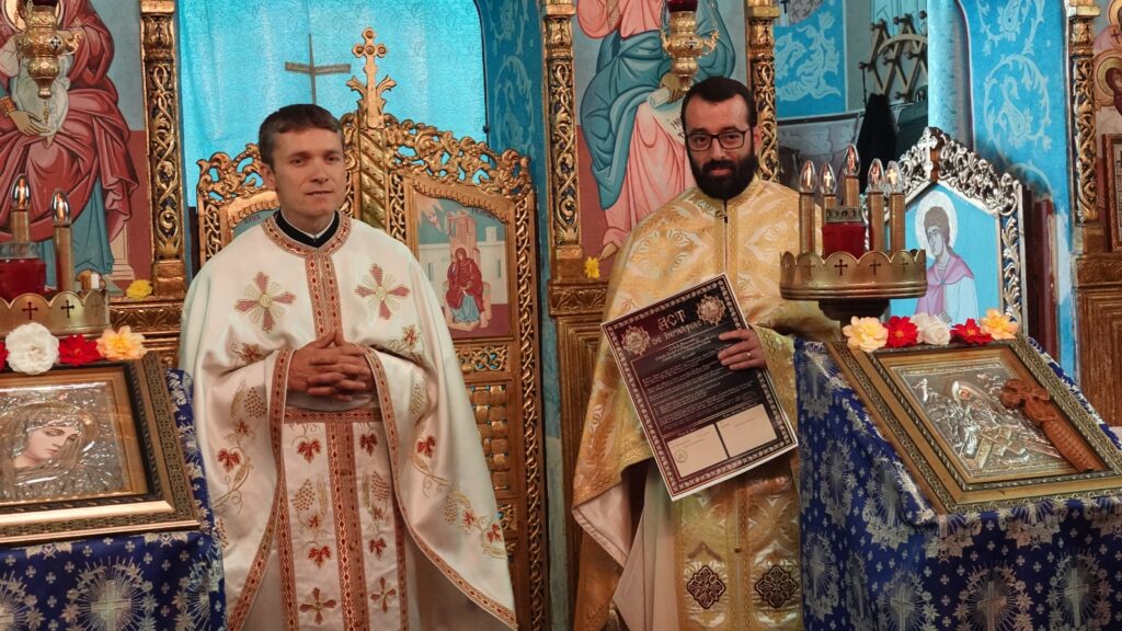 Sfatul Patriarhului privind satul românesc pus în aplicare: Parohia Câmpina s-a înfrăţit cu o comunitate rurală din Braşov