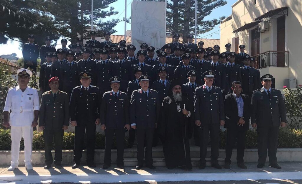 Oνοματοδοσία 76 νέων αστυφυλάκων χοροστατούντος του Ρεθύμνης Ευγενίου
