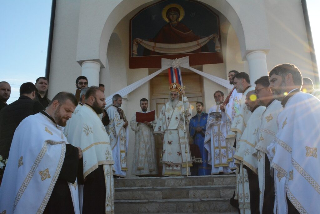 Освећен још један храм у намесништву бељаничком