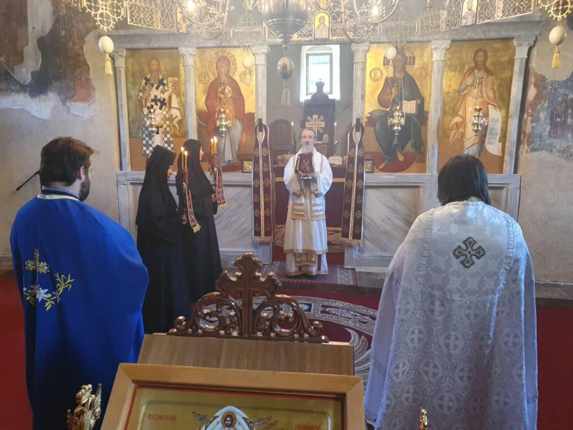 Архијерејска Литургија у Милешеви