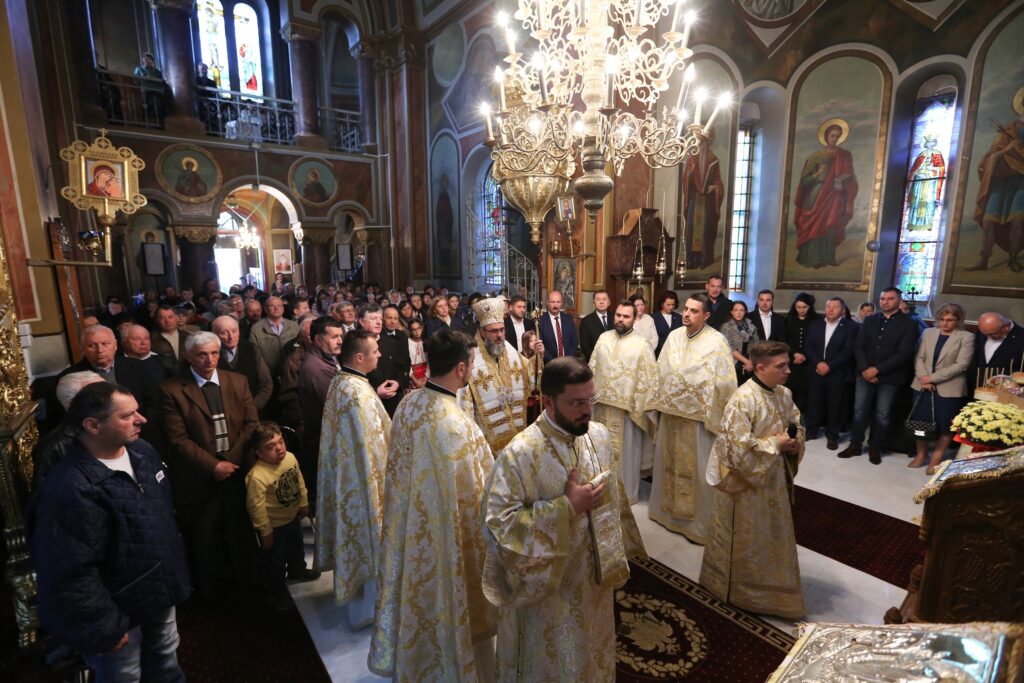 Noul sediu al Protoieriei din Râmnicu-Sărat a fost binecuvântat de Arhiepiscopul Ciprian