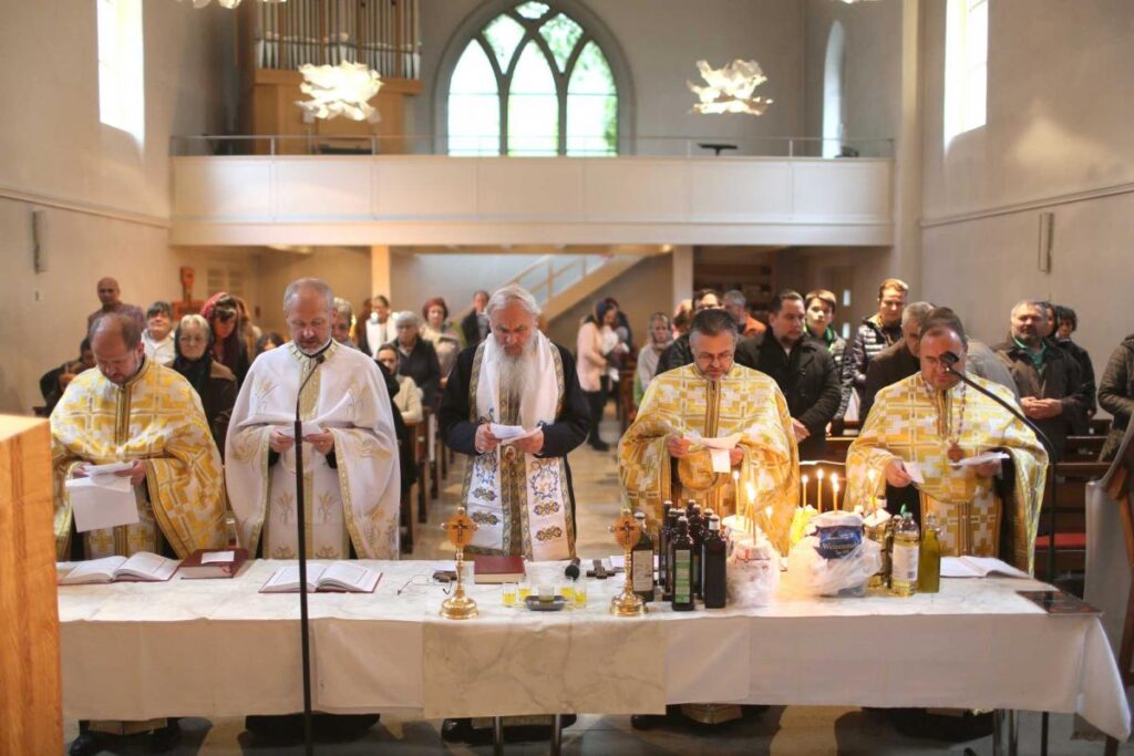 Slujire arhierească și dar duhovnicesc pentru românii din München