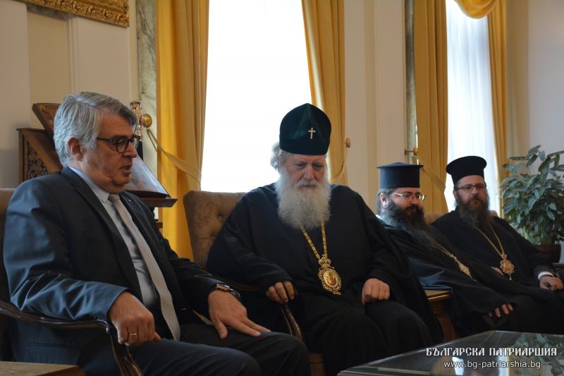 Στο Πατριαρχείο Βουλγαρίας ο Έλληνας Πρέσβης