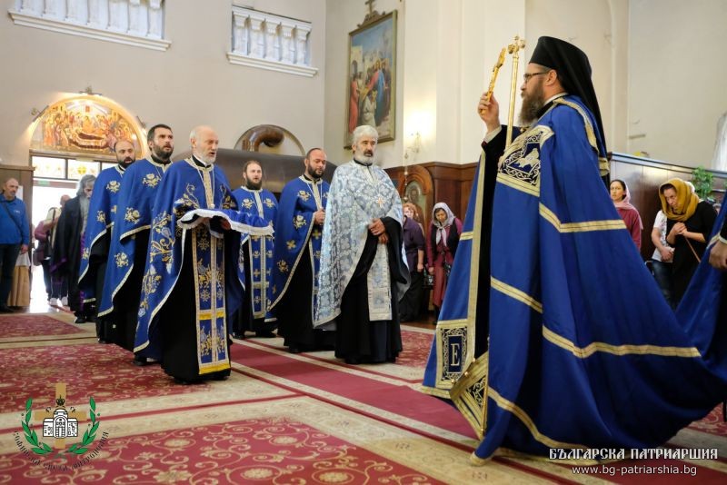 Тържествена вечерня за празника Покров Богородичен в гр. София