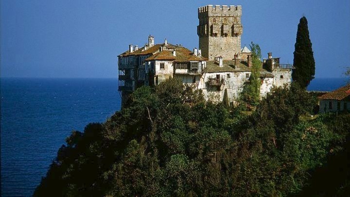 Greqi: Inaugurohet anija e re që do të transportojë pelegrinët e shumtë të Malit të Shenjtë – mbi 250.000 në vit