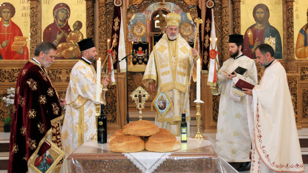 Archbishop of Thyateira & Great Britain officiates at Sts. Panteleimon & Paraskevi, in N. London.