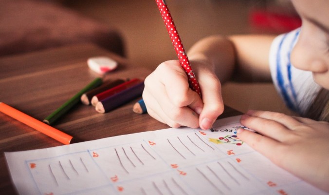 «Μετατρέποντας τη μελέτη των παιδιών σε μια ευχάριστη εμπειρία»