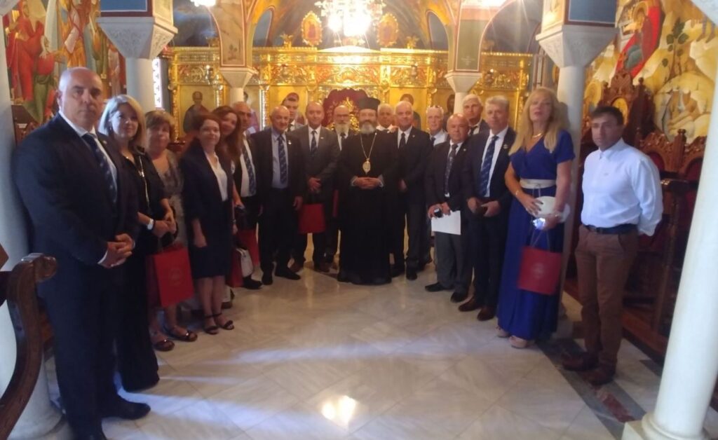 Στην Αρχιεπισκοπή Κύπρου, Έλληνες Βατραχάνθρωποι